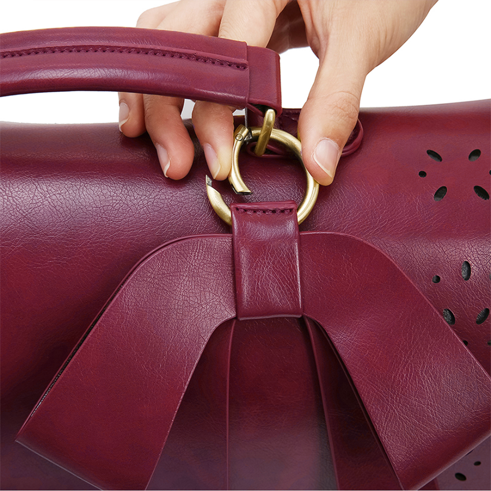 Bernadette – Mochila de hombro con detalle de lazo