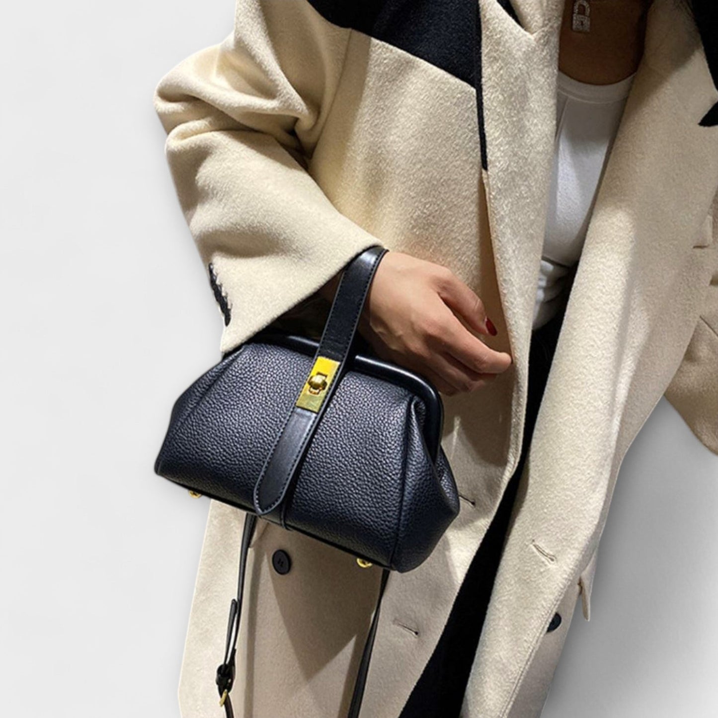 Maelis - Vintage Tote Bag