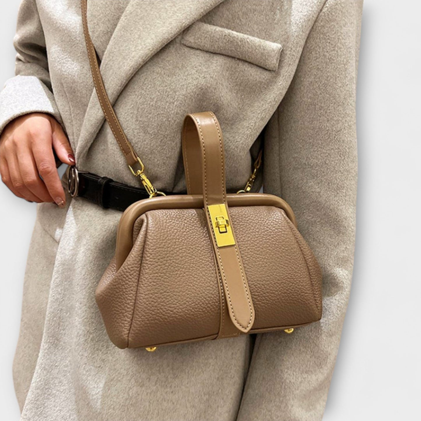 Maelis - Vintage Tote Bag