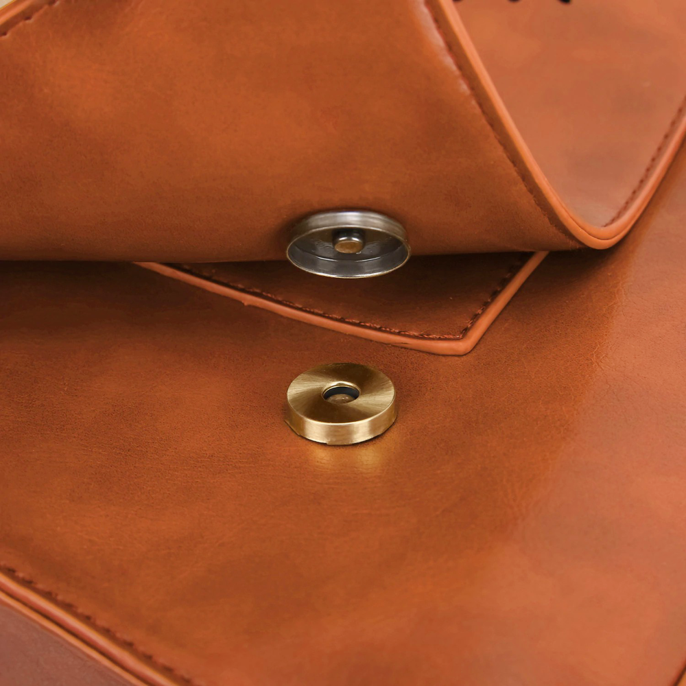 Bernadette – Mochila de hombro con detalle de lazo
