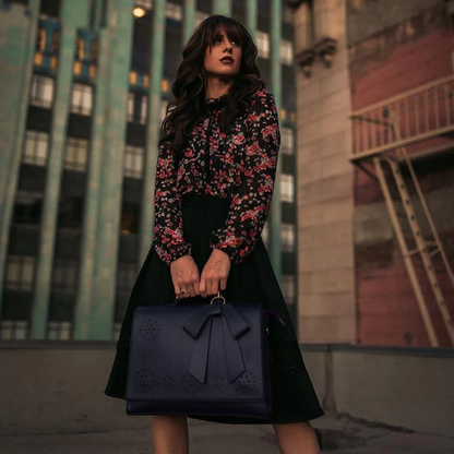 Bernadette – Mochila de hombro con detalle de lazo